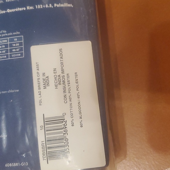 NWT 7 Pack Haines Fruit if the Loom Briefs Size 10 - Picture 3 of 3